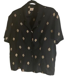 CLEO Petites Black Shirt with Gold Pattern
